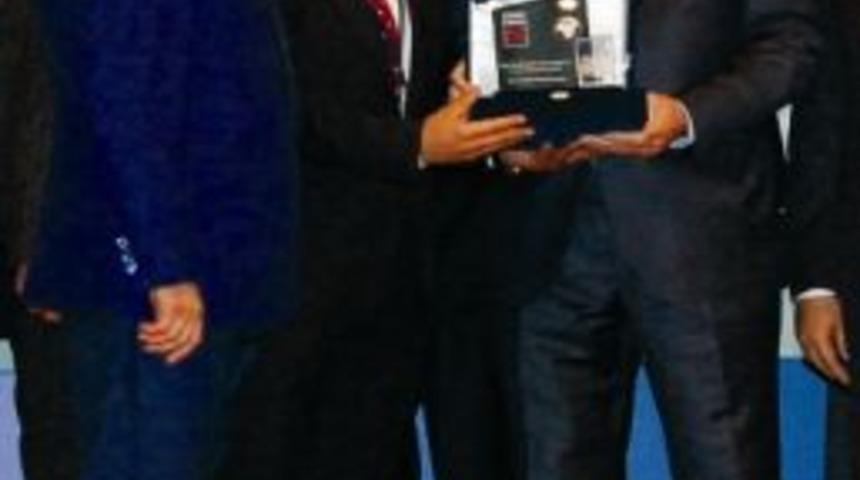 Kadooğlu&rsquo;na Başbakan Erdoğan&rsquo;dan İhracat &Ouml;d&uuml;l&uuml;