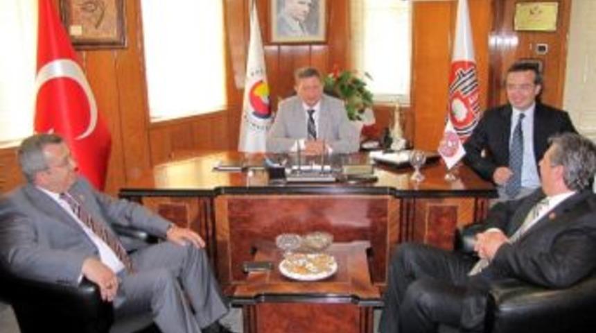 T&uuml;msiad&rsquo;dan Nazilli Ticaret Odası&rsquo;na Tebrik Ziyareti