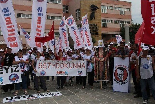 &Ccedil;anakkale&rsquo;de Sendikalar Grevde 3