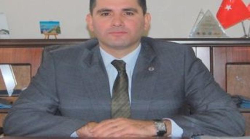Kaymakam Yılmaz&rsquo;dan Cami Yapımında Emeği Ge&ccedil;enlere Teşekk&uuml;r