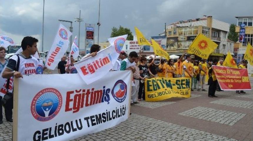 Gelibolu Belediyesinin Memurları Bir G&uuml;nl&uuml;k Grevde