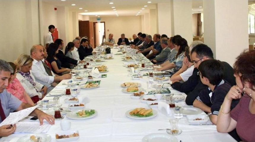 Bursa Eğitimi Masaya Yatırıldı