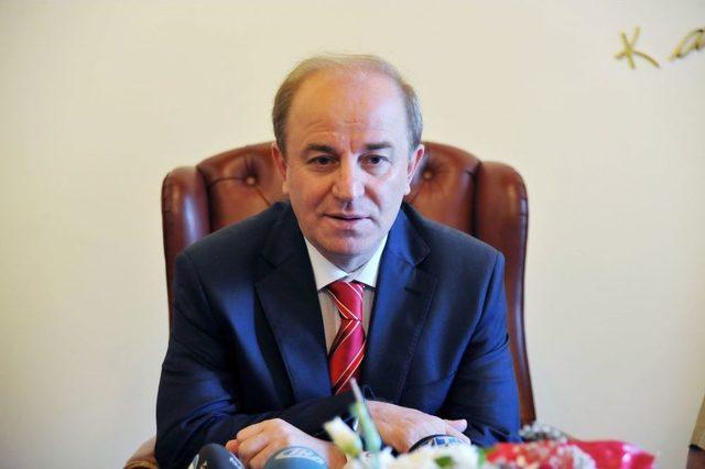 Vali &Ouml;zt&uuml;rk: Antalya yı Daha Iyiye, Ileriye G&ouml;t&uuml;rmeyi Vadediyorum 1