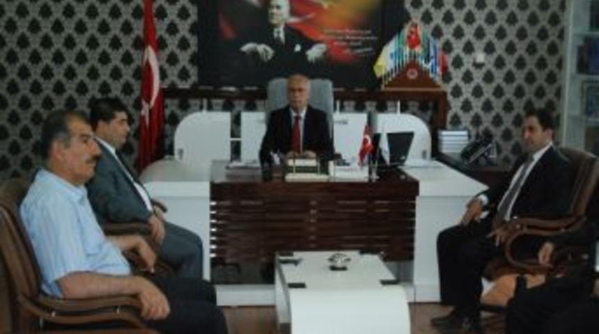 M&uuml;siad, İl M&uuml;ft&uuml;s&uuml; Hacı Yusuf G&uuml;l&rsquo;&uuml; Ziyaret Etti