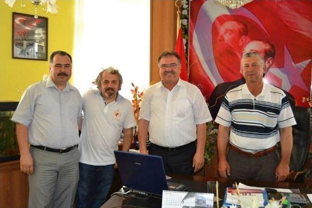 Seyyah Adlı G&ouml;steri Sahnelendi 1