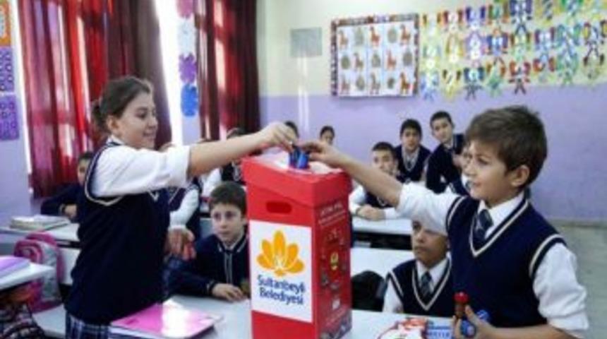 En &Ccedil;ok Atık Pil Toplayan &Ouml;ğrencilere &Ouml;d&uuml;l