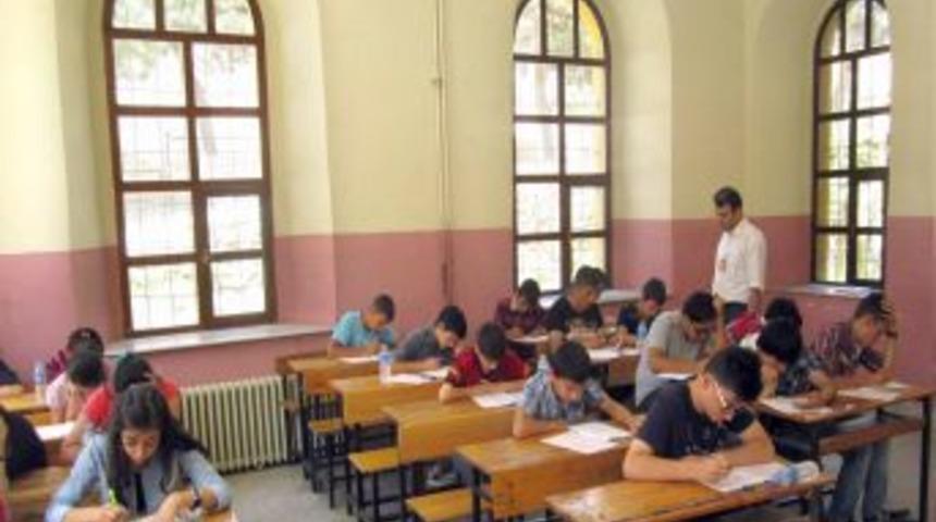 Yozgat&rsquo;ta 400 &Ouml;ğrenci SBS Provasında Ter D&ouml;kt&uuml;