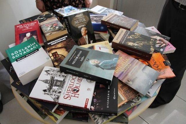 Rize’den Erzurum’a Kitap Bağışı