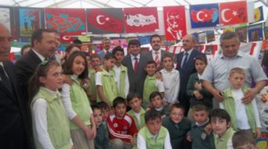 &Ouml;zel Bahar Koleji'nden Resim Sergisi