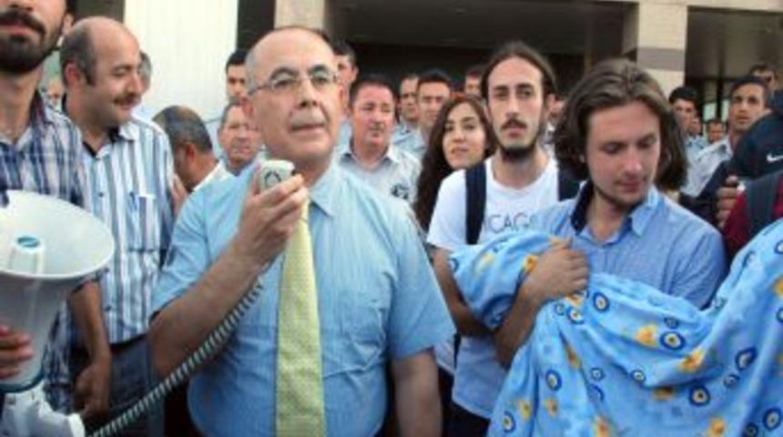 Kocaeli &Uuml;niversitesi'nden, Eyleme Katılan &Ouml;ğrencilere Mazeret Sınavı Hakkı