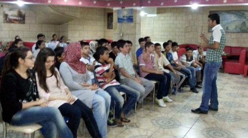 Sbs, &Ouml;ncesi &Ouml;ğrencilere Başarı Ve Motivasyon Semineri