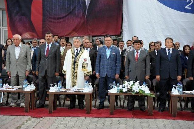 Kelkit Aydın Doğan Meslek Yüksekokulu Mezuniyet Töreni