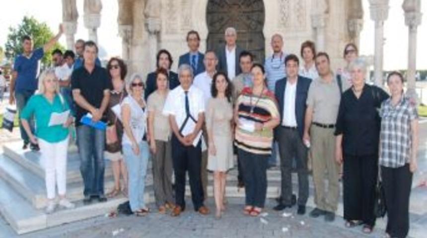 İzmir Valiliği İnsan Hakları Kurulu Olağan&uuml;st&uuml; Toplandı