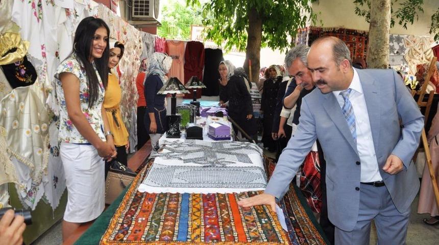 Siirt Halk Eğitim Merkezi Kursiyerleri Yıl Sonu Sergisi A&ccedil;tı