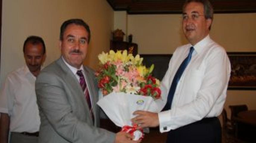 Belediye Başkanı&rsquo;ndan M&uuml;ft&uuml;&rsquo;y&uuml; Sevindiren S&uuml;rpriz