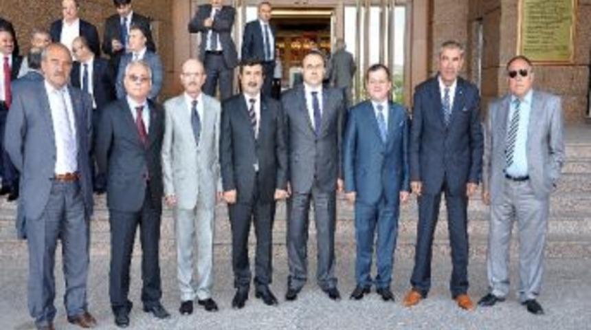 &Ccedil;orum İş D&uuml;nyası&rsquo;ndan İtidal &Ccedil;ağrısı