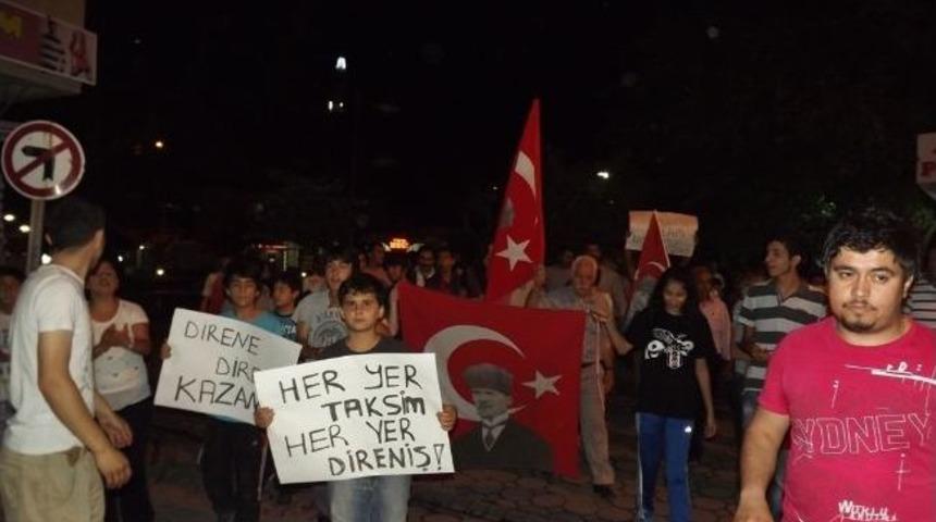 İncirliova&rsquo;da Taksim&rsquo;e Destek Y&uuml;r&uuml;y&uuml;ş&uuml;