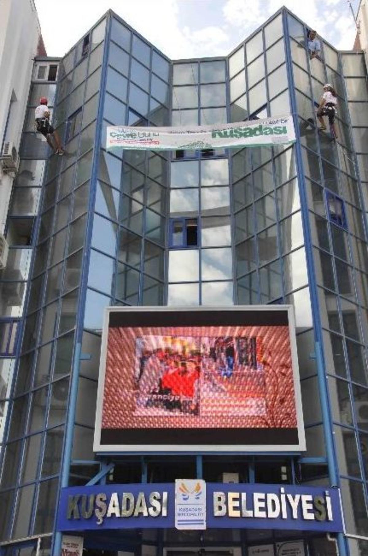 G&uuml;vercinada Girişinde Temizlik