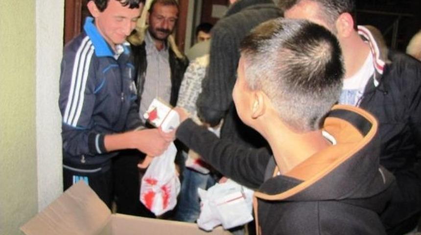 Hisarcık&rsquo;ta 320 Kutu Kandil Simidi Dağıtıldı