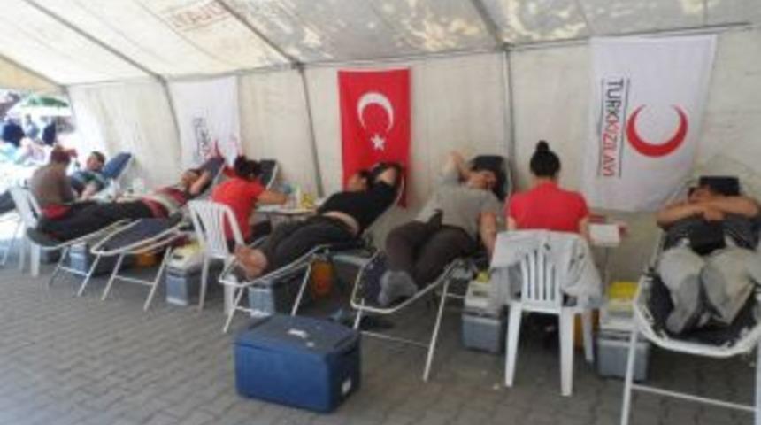 Alaplı'da kan bağışı &ccedil;adırı kuruldu