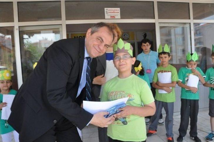 Atık Yağ Toplayan Öğrenciler Ödüllendirildi G1