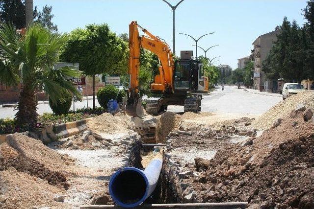 Su Abone Bağlantıları Yapılıyor