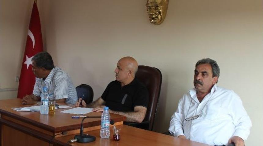 Sarı&ccedil;am Belediye Meclisinde &Ccedil;&ouml;pl&uuml;k Kararı