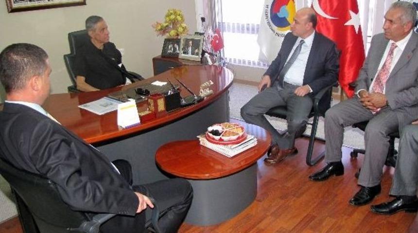 Aydın Ticaret Odası&rsquo;ndan Manisa Tso&rsquo;ya Tebrik Ziyareti