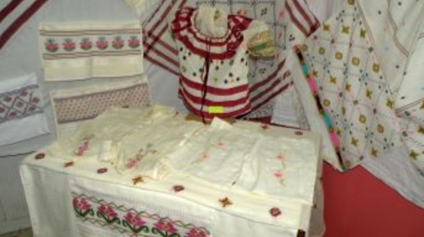 El Emeği G&ouml;z Nuru El Işleri G&ouml;r&uuml;c&uuml;ye &Ccedil;ıktı