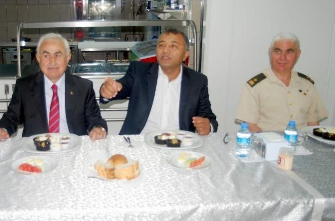 Ordu Ve Giresun Valileri Yapımı S&uuml;ren Ordu-giresun Havalimanı İnşaatını Denetledi