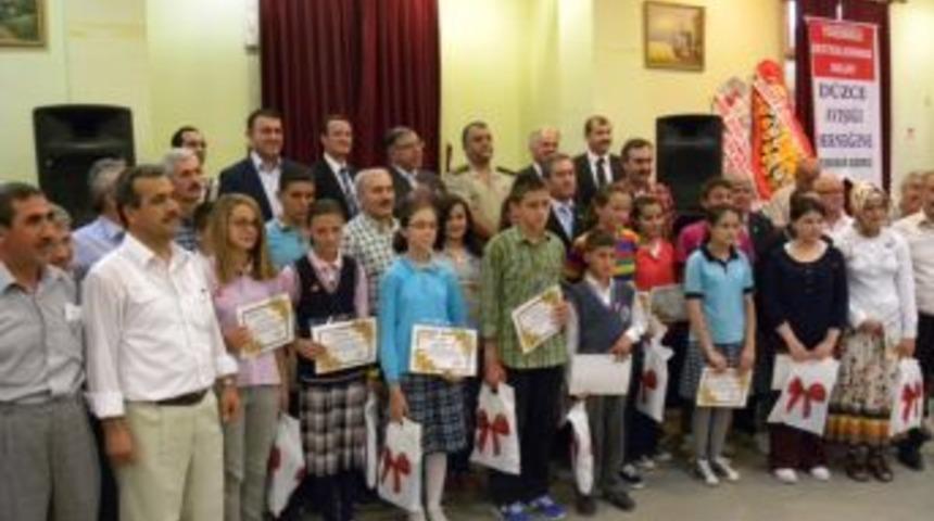 &Ccedil;ilimli&lsquo;de 6. Altın Ve &Ouml;rnek &Ouml;ğrenciler T&ouml;reni Yapıldı