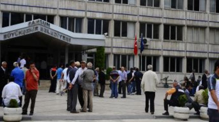 Samsun&rsquo;da 150 Pazarcı &Ccedil;&ouml;z&uuml;m&uuml; Belediyede Buldu