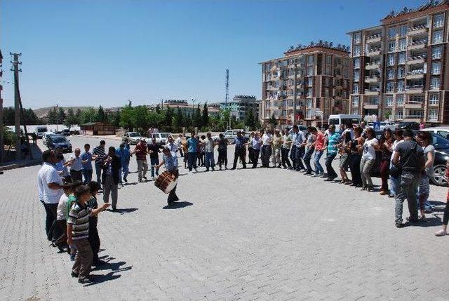 Kesk Üyeleri Besni’de Grev Başlattı 1