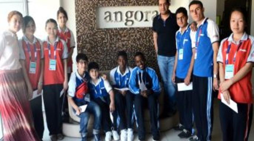 T&uuml;rk&ccedil;enin &Ccedil;ocukları Gaziantep'te Sanayicileri Ziyaret Etti