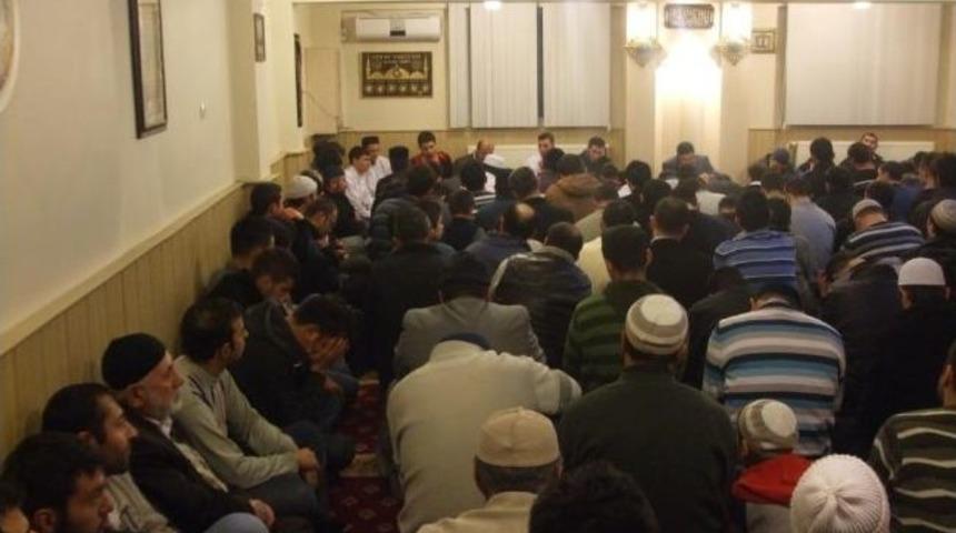 Reyani İlim Ve K&uuml;lt&uuml;r Vakfında Mira&ccedil; Gecesi Kutlandı