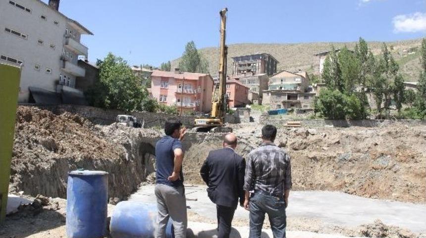 Hakkari 70 Tonluk İş Makinesine Kavuştu