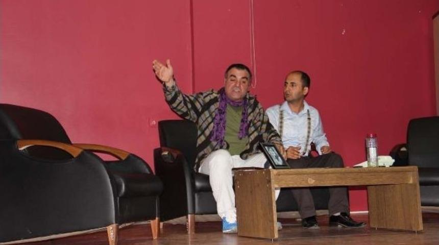 &Ouml;ğretmenlerden Tiyatro G&ouml;sterisi