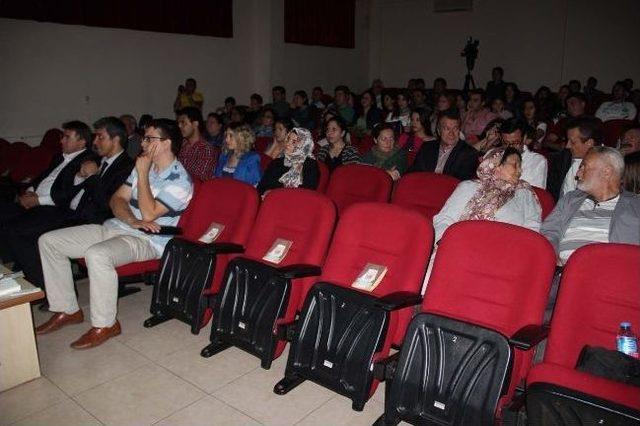 &Ouml;ğretmenlerden Tiyatro G&ouml;sterisi 2