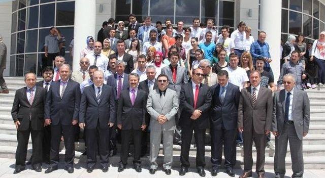 As&uuml; T&uuml;rkiye İ&ccedil;in Girişimci Yetiştiriyor 1