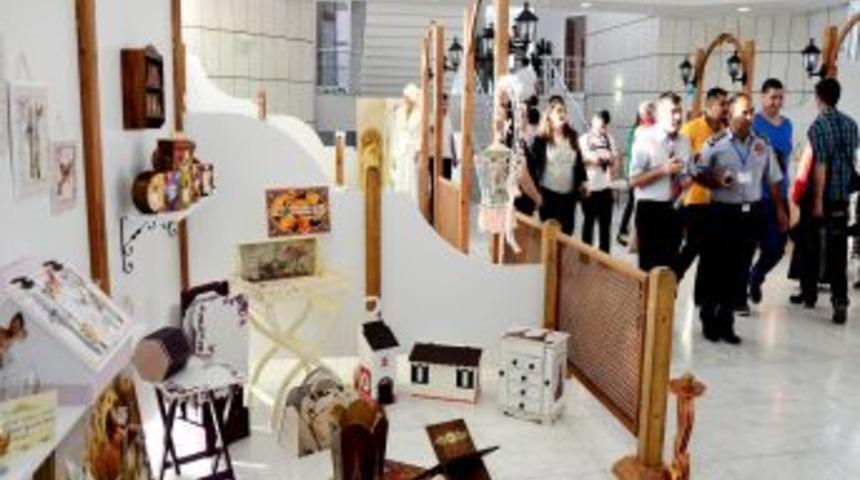 KOMEK Altın Dokunuşlar Sergisi 2013 Eserle A&ccedil;ıldı