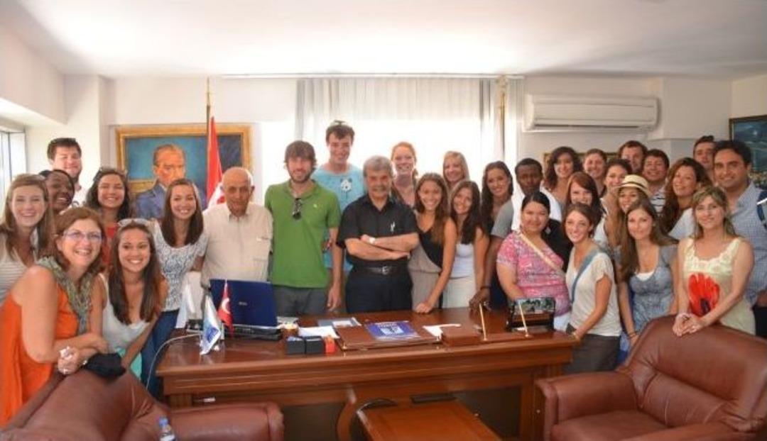 Michigan'lı &Ouml;ğrenciler Dikili'de