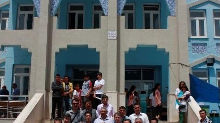 &Ouml;ğrencilerden Yıl Sonu Şenliği