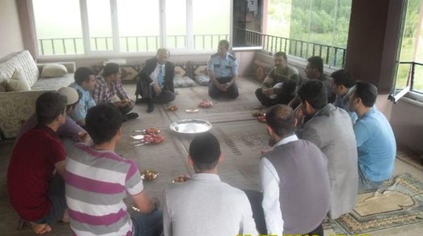 Bing&ouml;l&rsquo;de Polisten Stk&rsquo;lara Ziyaret