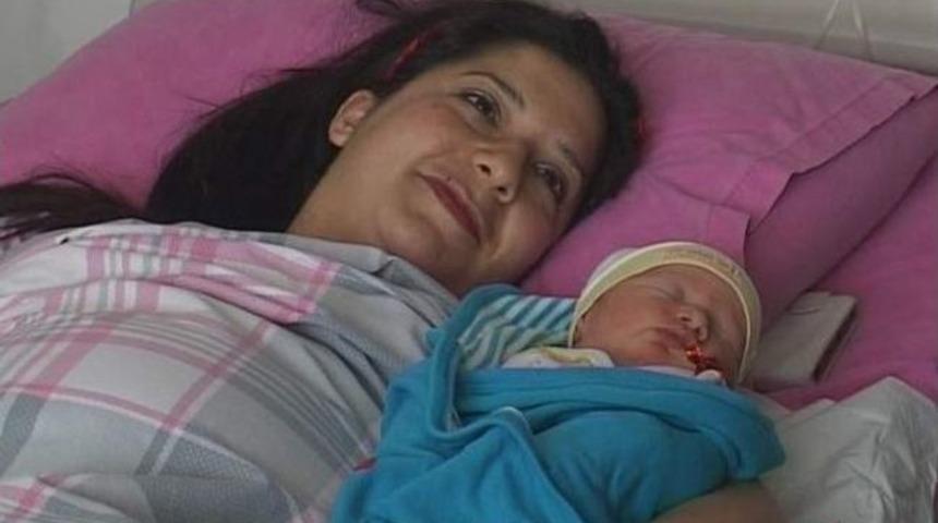 Mira&ccedil; Gecesi Doğdu, Adı Mira&ccedil; Konuldu