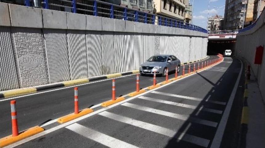 Şehrek&uuml;st&uuml; K&ouml;pr&uuml;l&uuml; Kavşağı Trafiğe A&ccedil;ıldı