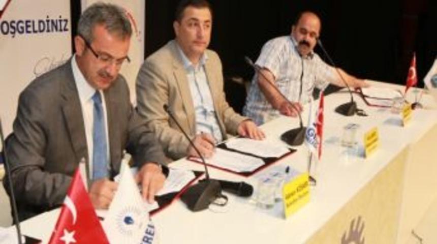 Belediye İş&ccedil;isinin Y&uuml;z&uuml; G&uuml;lecek