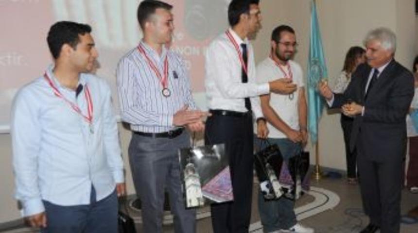 D&uuml;nya Birincisi BA&Uuml; Ar-Ge Topluluğu &Ouml;d&uuml;llendirildi