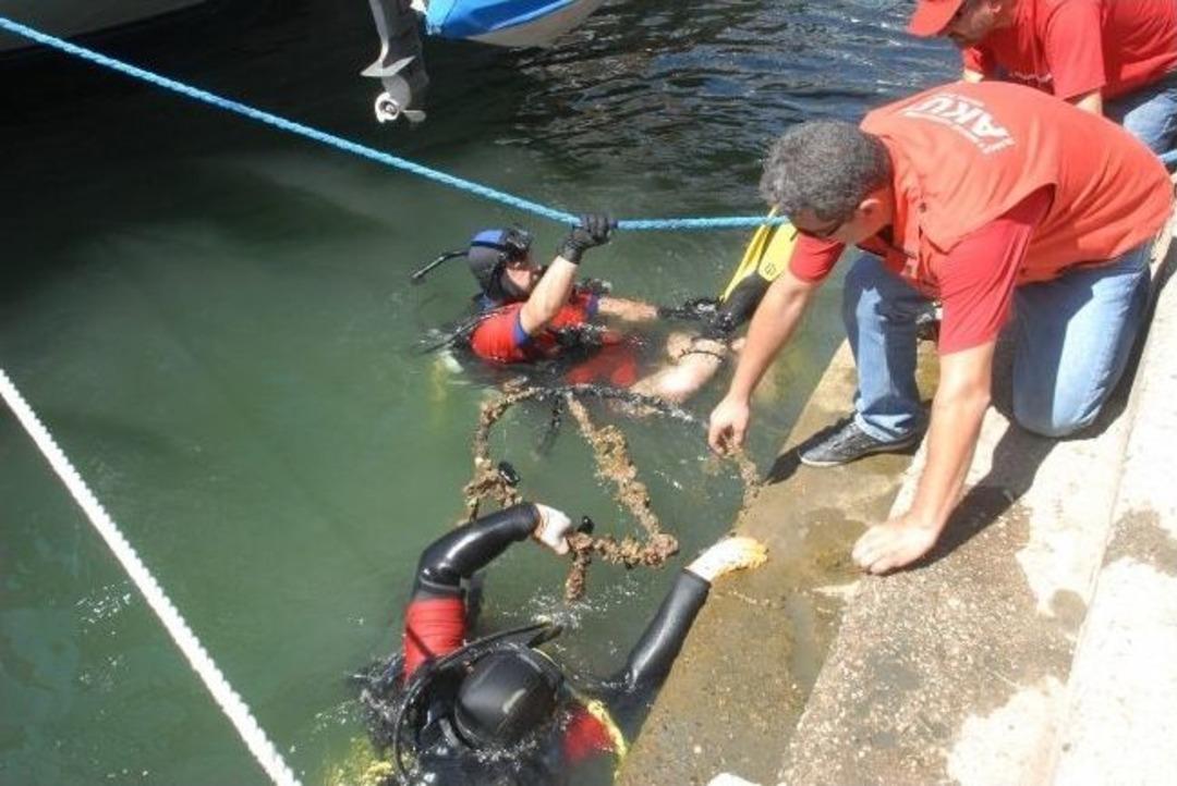 Fethiyede Deniz Dibi Temizliği