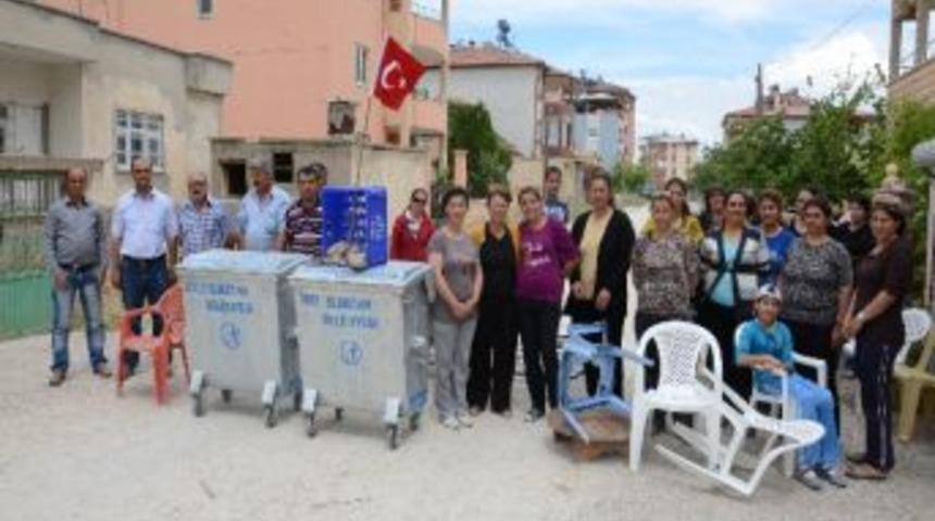 Mahalle Sakinleri Tozlu Yoldan Şikayet&ccedil;i
