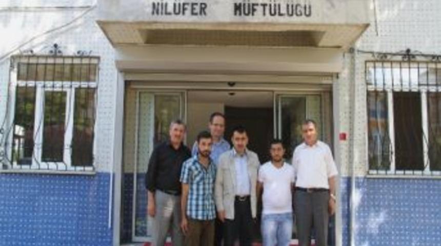 M&uuml;ft&uuml;l&uuml;k Bağımlılıktan Kurtulan Gen&ccedil;leri Umreye G&ouml;nderdi